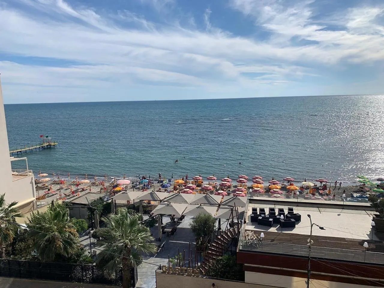 דורס Seafront Beach Stay אלבניה