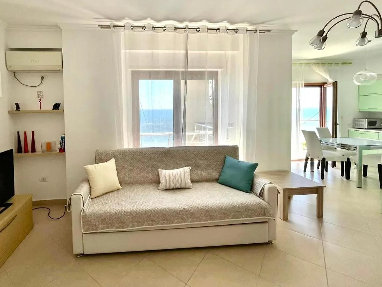 Seafront Beach Stay Durrës 0*,  Albania